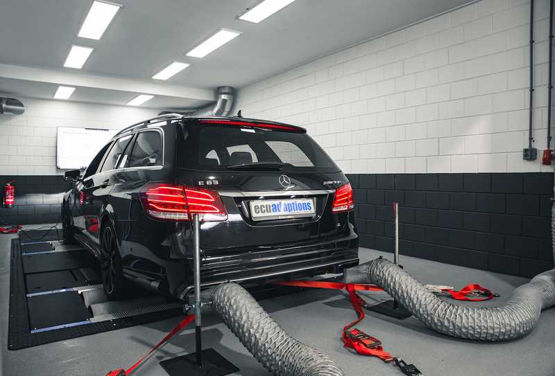 Mercedes Benz E63 AMG Bench